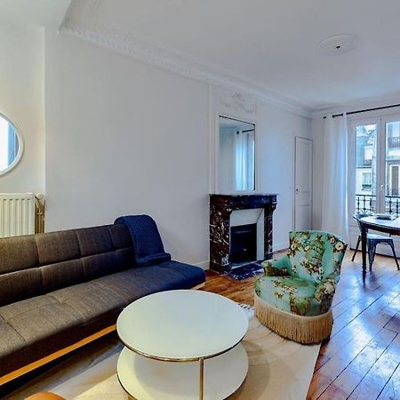 Charmant Appartement Au Coeur De Paris Exterior foto